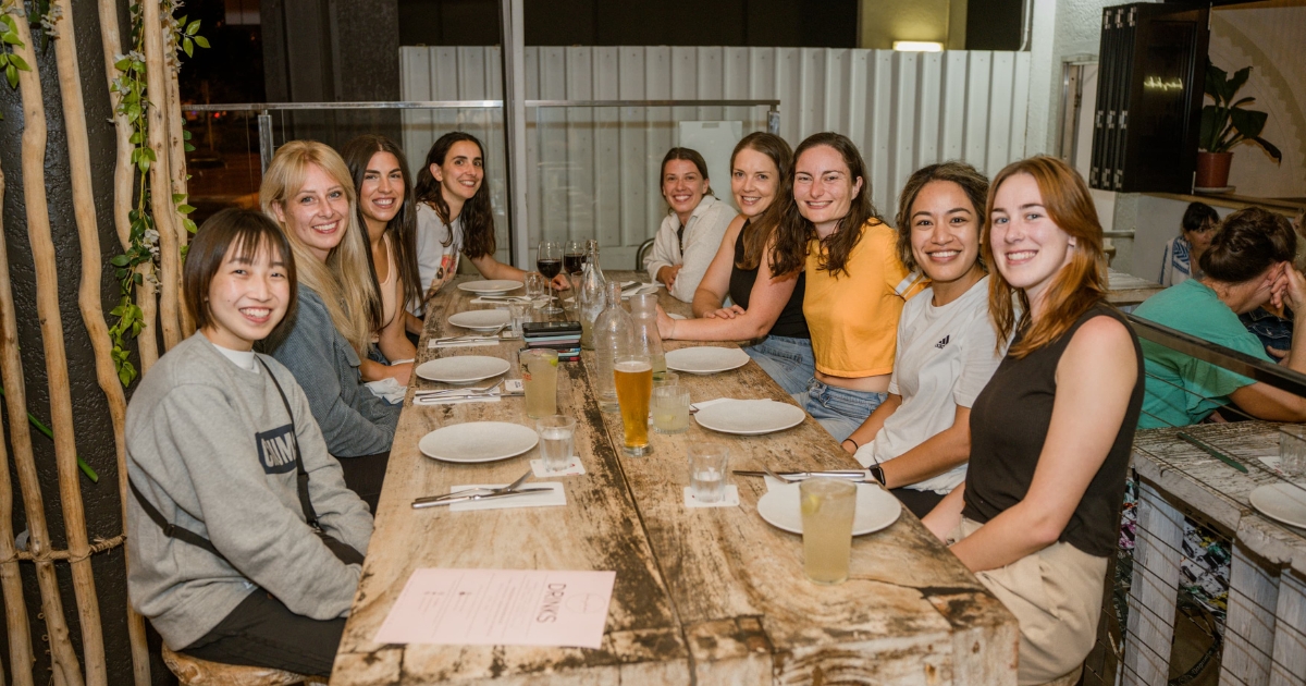 Baskk’s Perfect Happy Hour – Cheers!